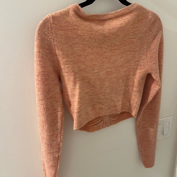 Emory Park Crop Ruched Sweater - Picture 5 of 6